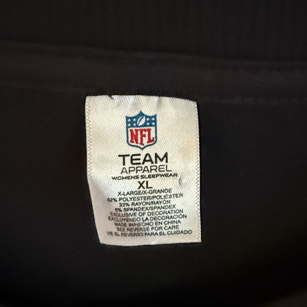 Detroit Lions NFL Team Apparel Black V Neck Sweatshirt Ladies XL - Picture 5 of 6